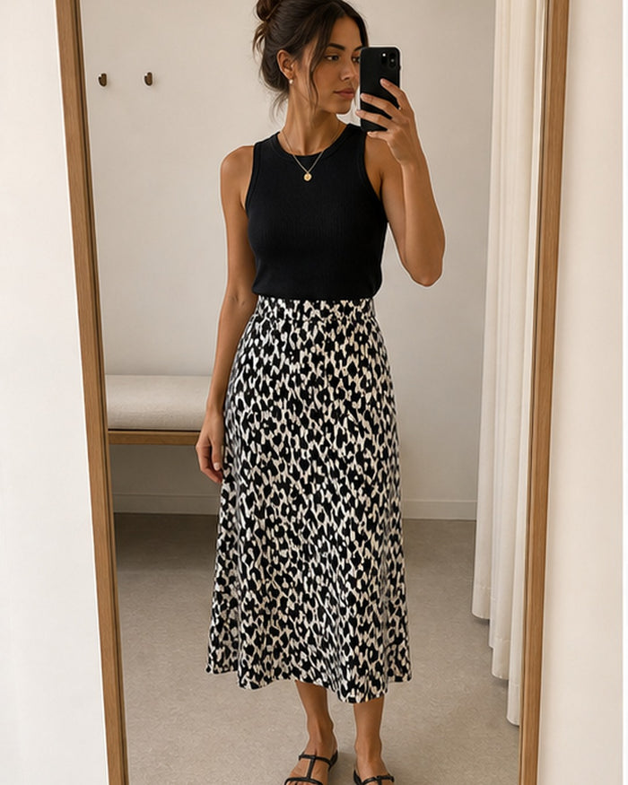 Saia midi estampada preto e branco