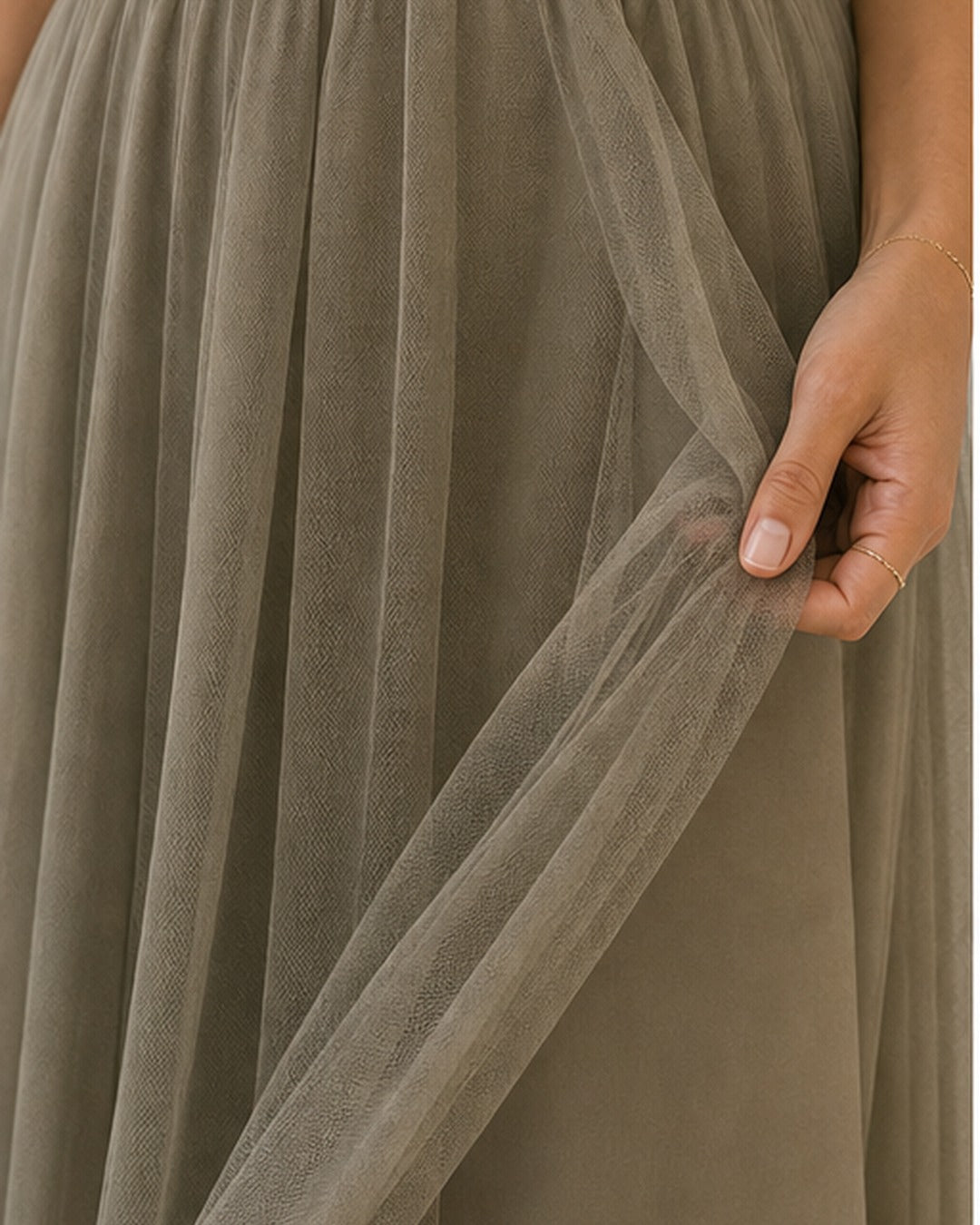 Saia midi tule sobreposta - editorial com modelo 3