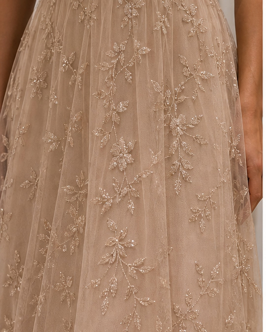 Saia midi tule bordado - editorial com modelo 3