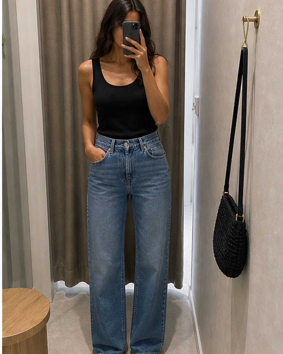 Calca jeans reta lavagem media - editorial com modelo 4